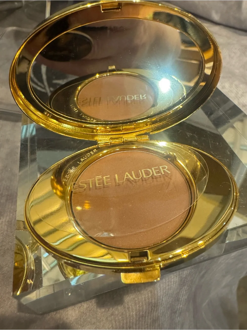 Estee Lauder Bronze Goddess Soft Matte Bronzer Compact - .13 fl oz